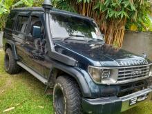 Toyota Land Cruiser Box Prado 1986 SUV