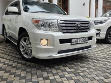 Toyota LAND CRUISER V8 202 ZX 2011 SUV