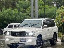 Toyota Land Cruiser 100 2001 SUV