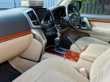 https://riyasewana.com/uploads/toyota-land-cruiser-2411593517775.jpg