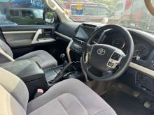 https://riyasewana.com/uploads/toyota-land-cruiser-2412051017695.jpg