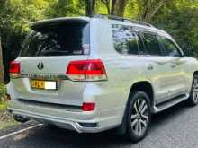 https://riyasewana.com/uploads/toyota-land-cruiser-24142722543.jpg