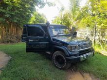 Toyota Land Cruiser Box Prado 1987 SUV