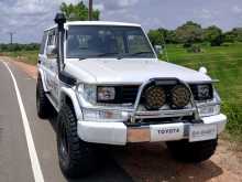 Toyota Land Cruiser Box Prado LJ78 1993 SUV