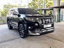 Toyota Land Cruiser 150 TRJ 2017 SUV