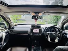 https://riyasewana.com/uploads/toyota-land-cruiser-2617023817984.jpg
