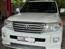 Toyota Land Cruiser V8 2014 SUV