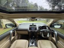 https://riyasewana.com/uploads/toyota-land-cruiser-2713084417665.jpg