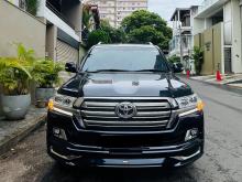 Toyota Land Cruiser V8 2016 SUV