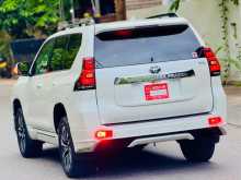 https://riyasewana.com/uploads/toyota-land-cruiser-280233922662.jpg