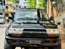 Toyota Land Cruiser 81 2000 SUV