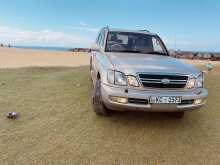 Toyota Land Cruiser V8 2002 SUV