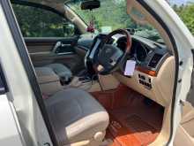 https://riyasewana.com/uploads/toyota-land-cruiser-29171425975.jpg
