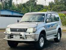 Toyota Land Cruiser Prado 2000 SUV