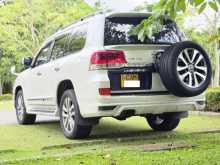 https://riyasewana.com/uploads/toyota-land-cruiser-30172527435.jpg