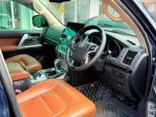 https://riyasewana.com/uploads/toyota-land-cruiser-3022512622283.jpg