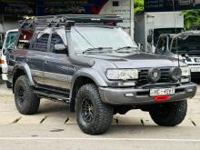 Toyota Land Cruiser Sahara 2003 SUV