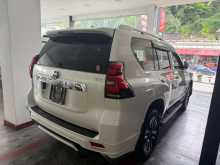 https://riyasewana.com/uploads/toyota-land-cruiser-311541204073.jpg
