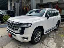 Toyota LAND CRUISER LC300 2024 SUV