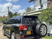 https://riyasewana.com/uploads/toyota-land-cruiser-314423817992.jpg