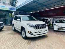Toyota Land Cruiser TX DEISEL 2017 SUV