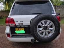 https://riyasewana.com/uploads/toyota-land-cruiser-3195654344.jpg