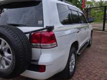 https://riyasewana.com/uploads/toyota-land-cruiser-3195654945.jpg