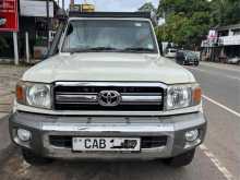 Toyota Land Cruiser 76 2014 SUV
