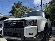 https://riyasewana.com/uploads/toyota-land-cruiser-419550617942.jpg