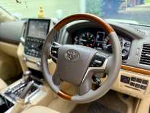 https://riyasewana.com/uploads/toyota-land-cruiser-4232138756.jpg