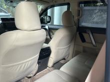 https://riyasewana.com/uploads/toyota-land-cruiser-48553417286.jpg
