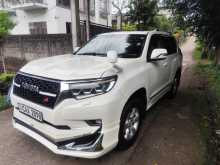https://riyasewana.com/uploads/toyota-land-cruiser-495346653.jpg
