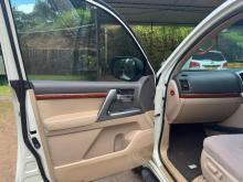 https://riyasewana.com/uploads/toyota-land-cruiser-51250346676.jpg