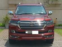 Toyota Land Cruiser V8 2013 SUV