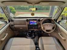 https://riyasewana.com/uploads/toyota-land-cruiser-575931184.jpg