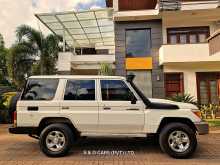 https://riyasewana.com/uploads/toyota-land-cruiser-575931382.jpg