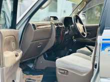 https://riyasewana.com/uploads/toyota-land-cruiser-6104515885.jpg