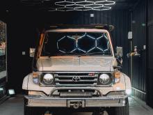 Toyota Land Cruiser HZJ77 1991 SUV