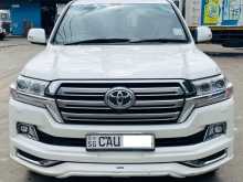 Toyota LAND CRUISER VX V8 2016 SUV
