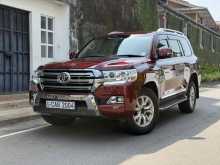 Toyota Land Cruiser Sahara VDJ 200 VX V8 2013 SUV