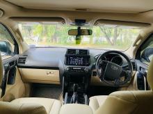 https://riyasewana.com/uploads/toyota-land-cruiser-67595117365.jpg