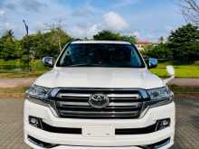 Toyota Land Cruiser 2011 SUV