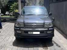 Toyota Land Cruiser Sahara 2003 SUV