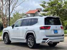 https://riyasewana.com/uploads/toyota-land-cruiser-7131322103.jpg
