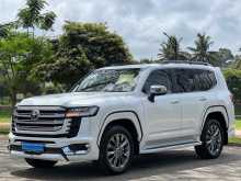 Toyota Land Cruiser Sahara LC300 ZX 2023 SUV