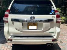 https://riyasewana.com/uploads/toyota-land-cruiser-813430124283.jpg