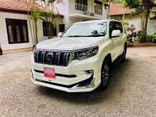 Toyota Land Cruiser Prado TRJ 150 TX Lista 2023 SUV