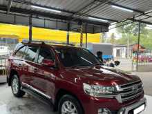 Toyota Land Cruiser V8 2015 SUV
