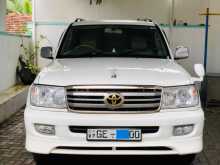 Toyota Land Cruiser 105 2000 SUV