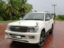 Toyota Land Cruiser 2000 SUV